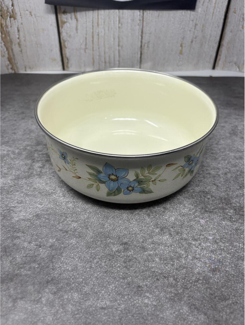 Mikasa Day Dreams UN704 Enamelware Bowl Blue Floral Speckled Vintage Japan 8"